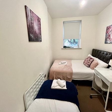 Metropolitan Coziness Private Bedrooms In Euston Station 161 London Exterior photo