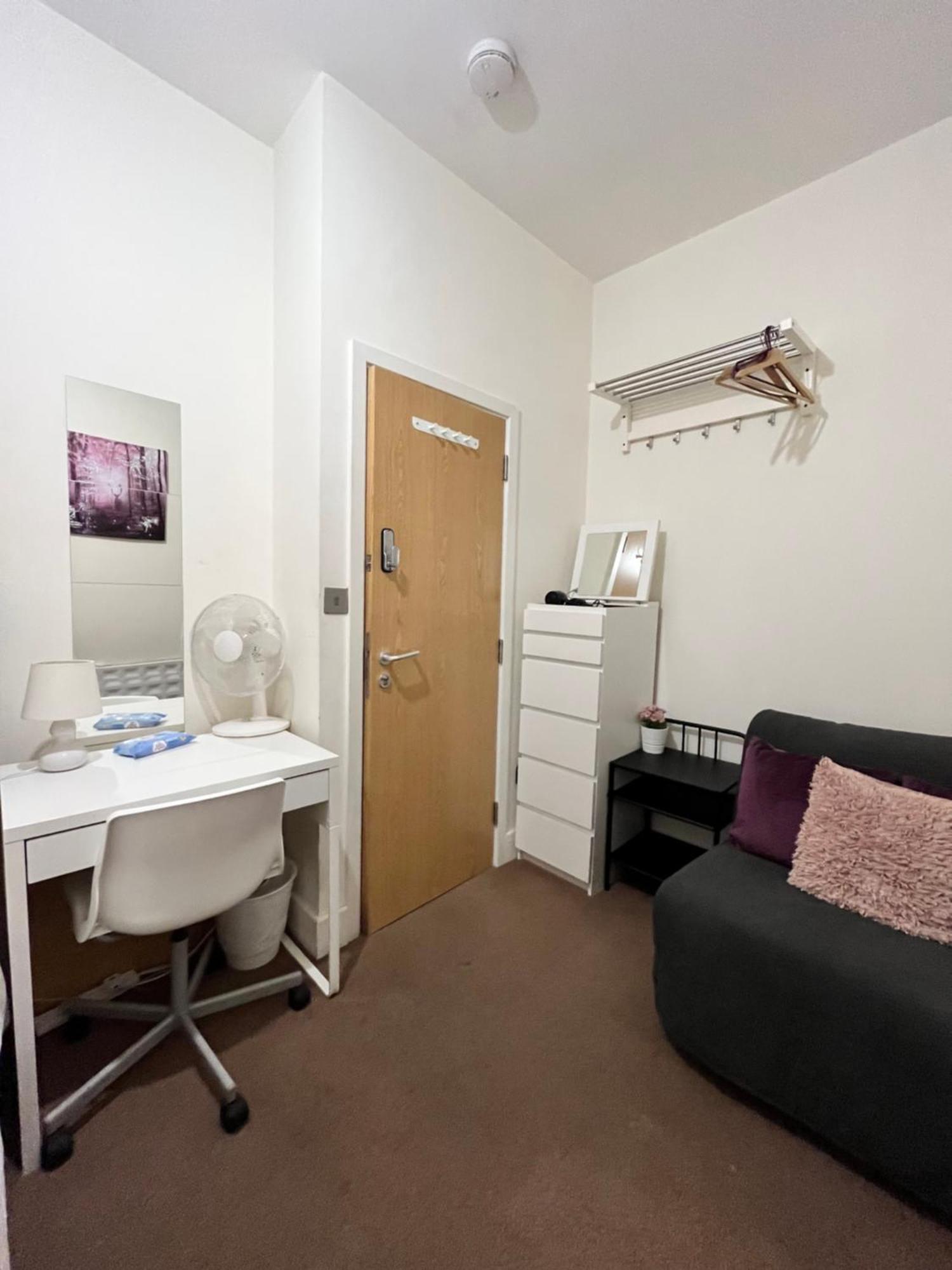 Metropolitan Coziness Private Bedrooms In Euston Station 161 London Exterior photo