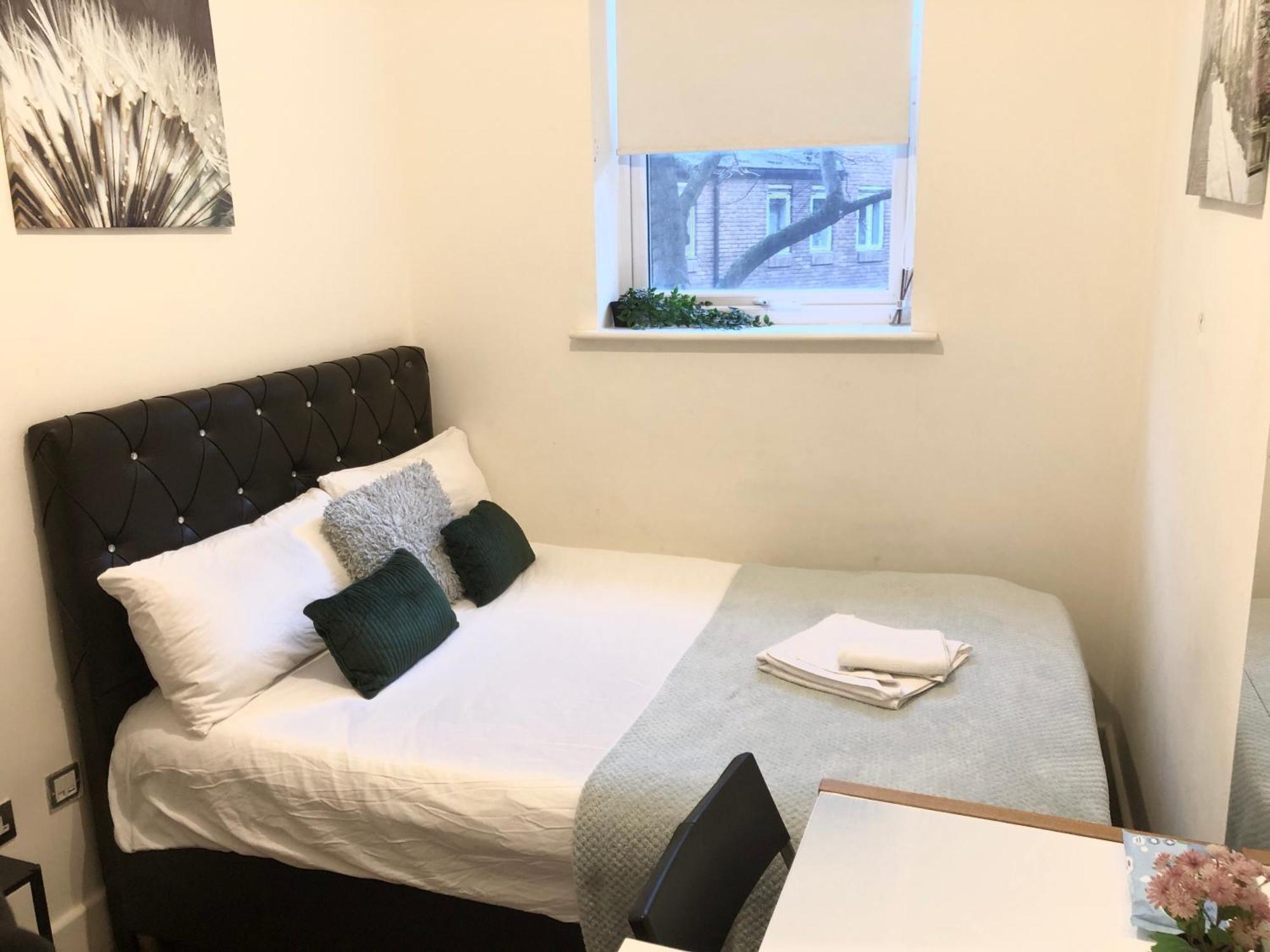 Metropolitan Coziness Private Bedrooms In Euston Station 161 London Exterior photo