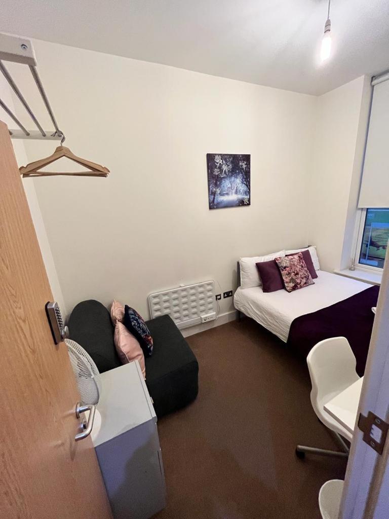 Metropolitan Coziness Private Bedrooms In Euston Station 161 London Exterior photo