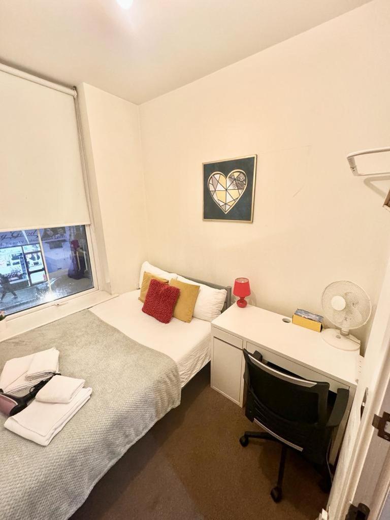 Metropolitan Coziness Private Bedrooms In Euston Station 161 London Exterior photo